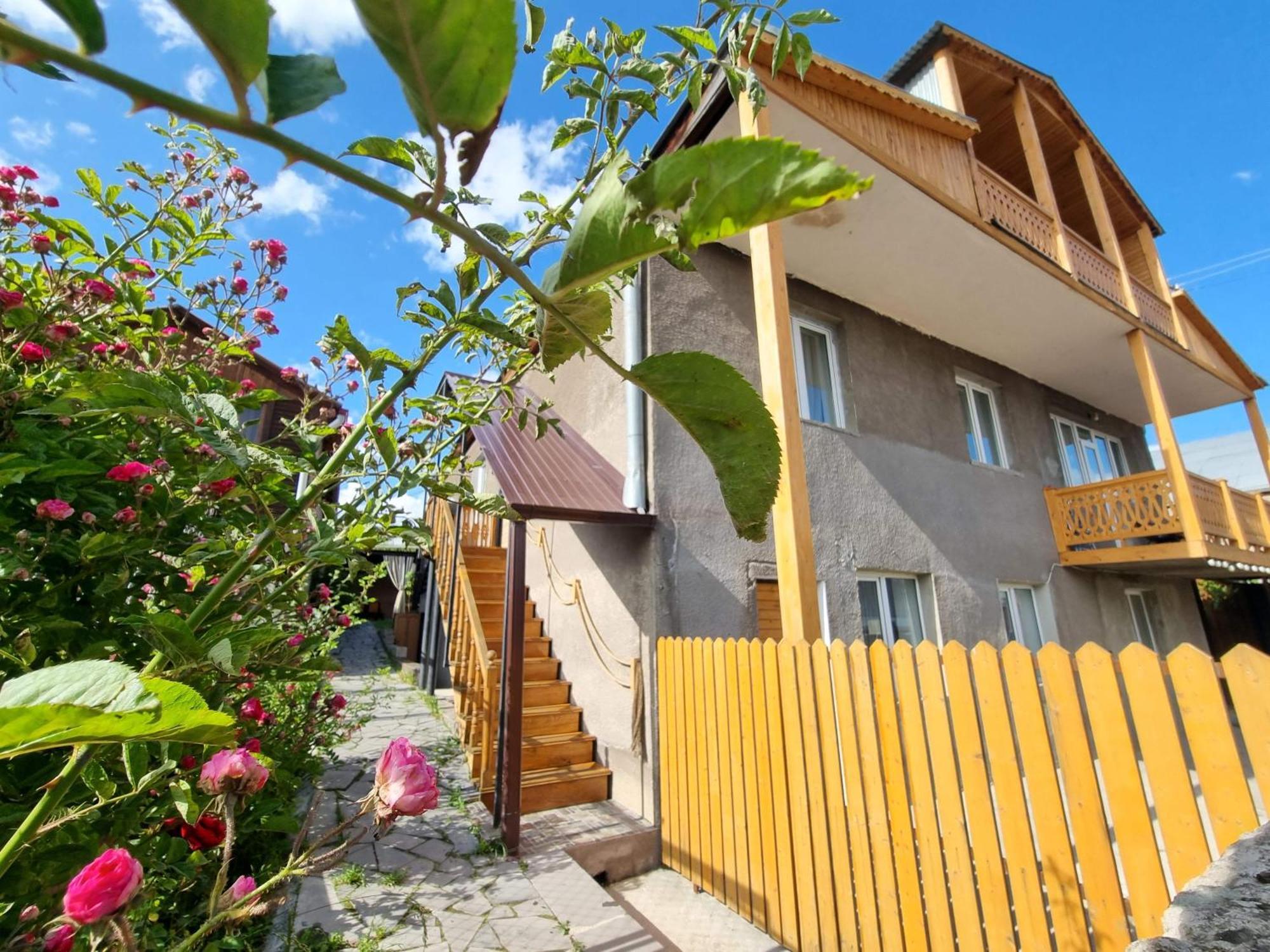 New Horizons , Apartment With 5 Bedrooms, Whole Apartment, Апартмент Целиком Dilijan Εξωτερικό φωτογραφία